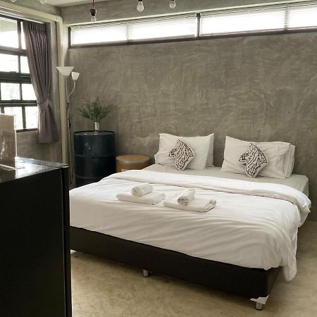 Rumpai Loft Habitat Chiang Mai Eksteriør billede