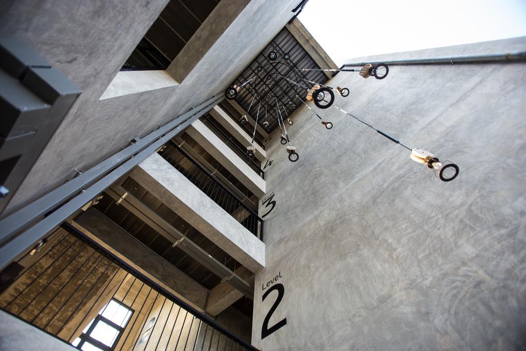 Rumpai Loft Habitat Chiang Mai Eksteriør billede