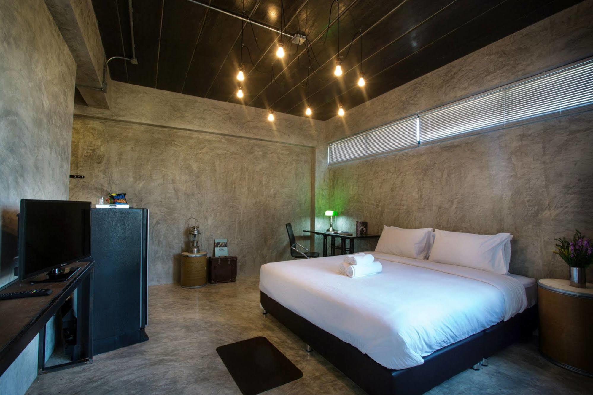 Rumpai Loft Habitat Chiang Mai Eksteriør billede